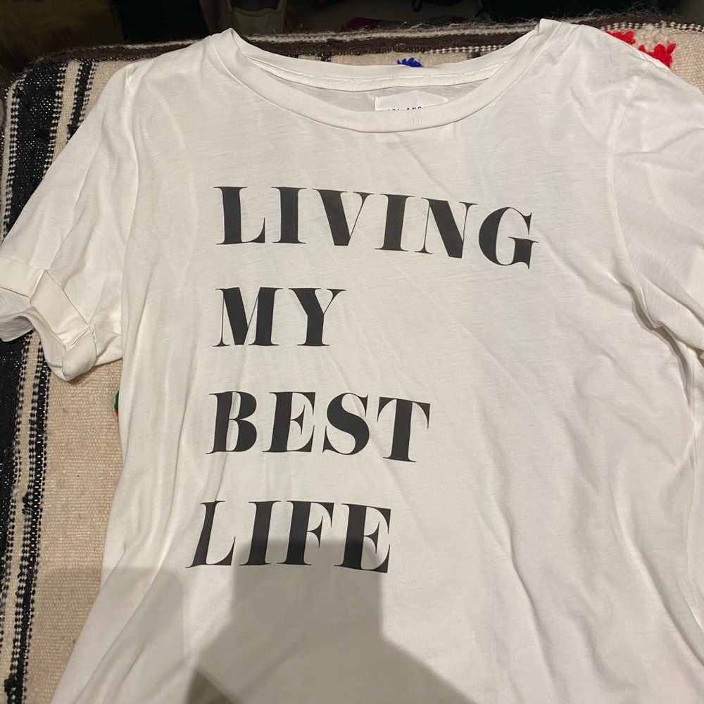 graphic tee size medium